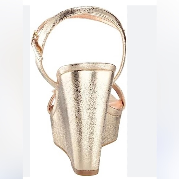 Guess gold platform wedge heels - Picture 3 of 7